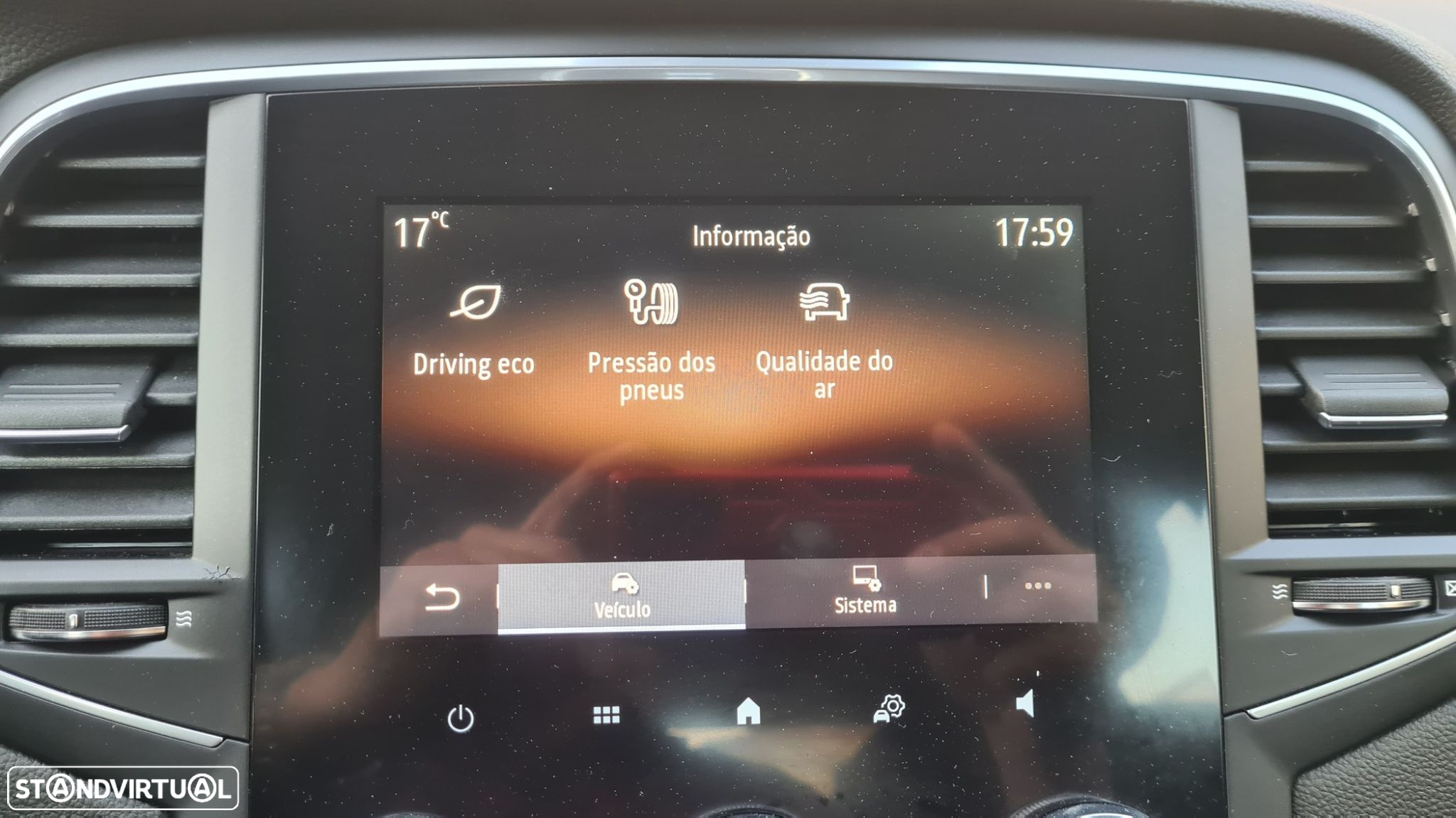Renault Mégane 1.5 Blue dCi Intens EDC - 26