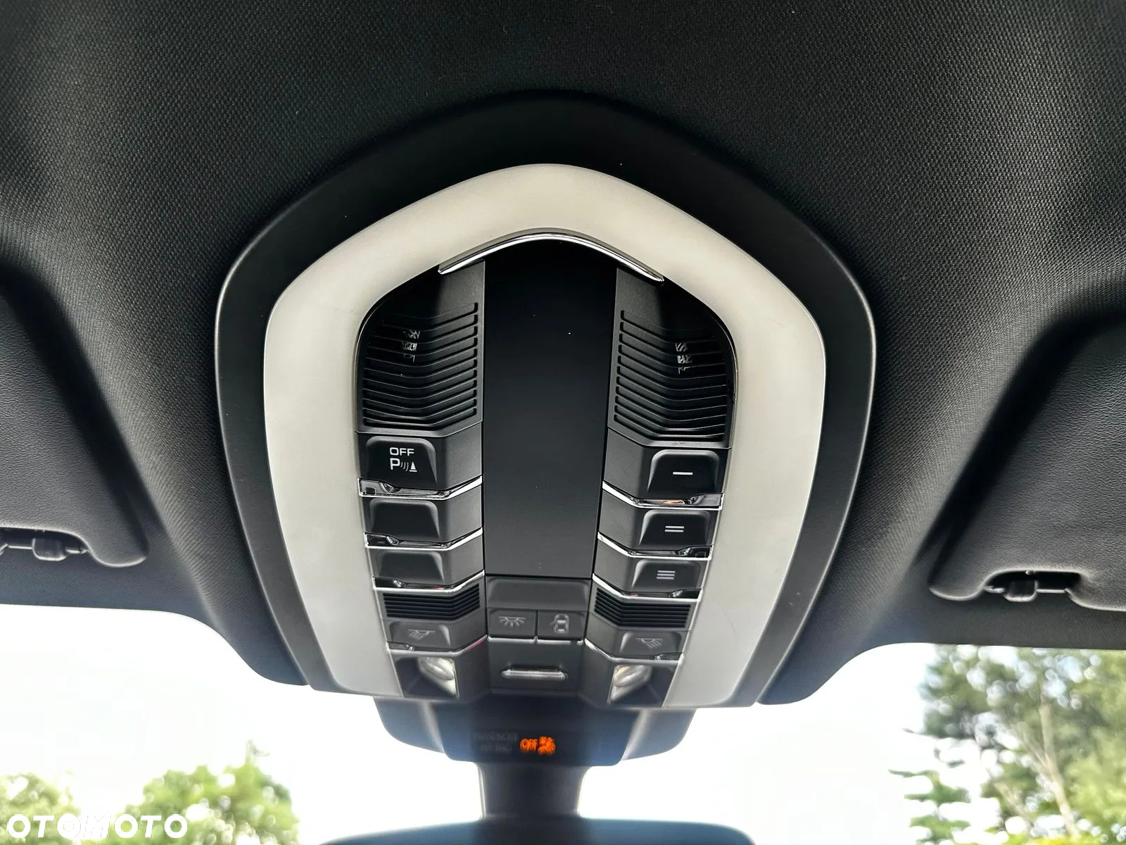 Porsche Macan S - 17