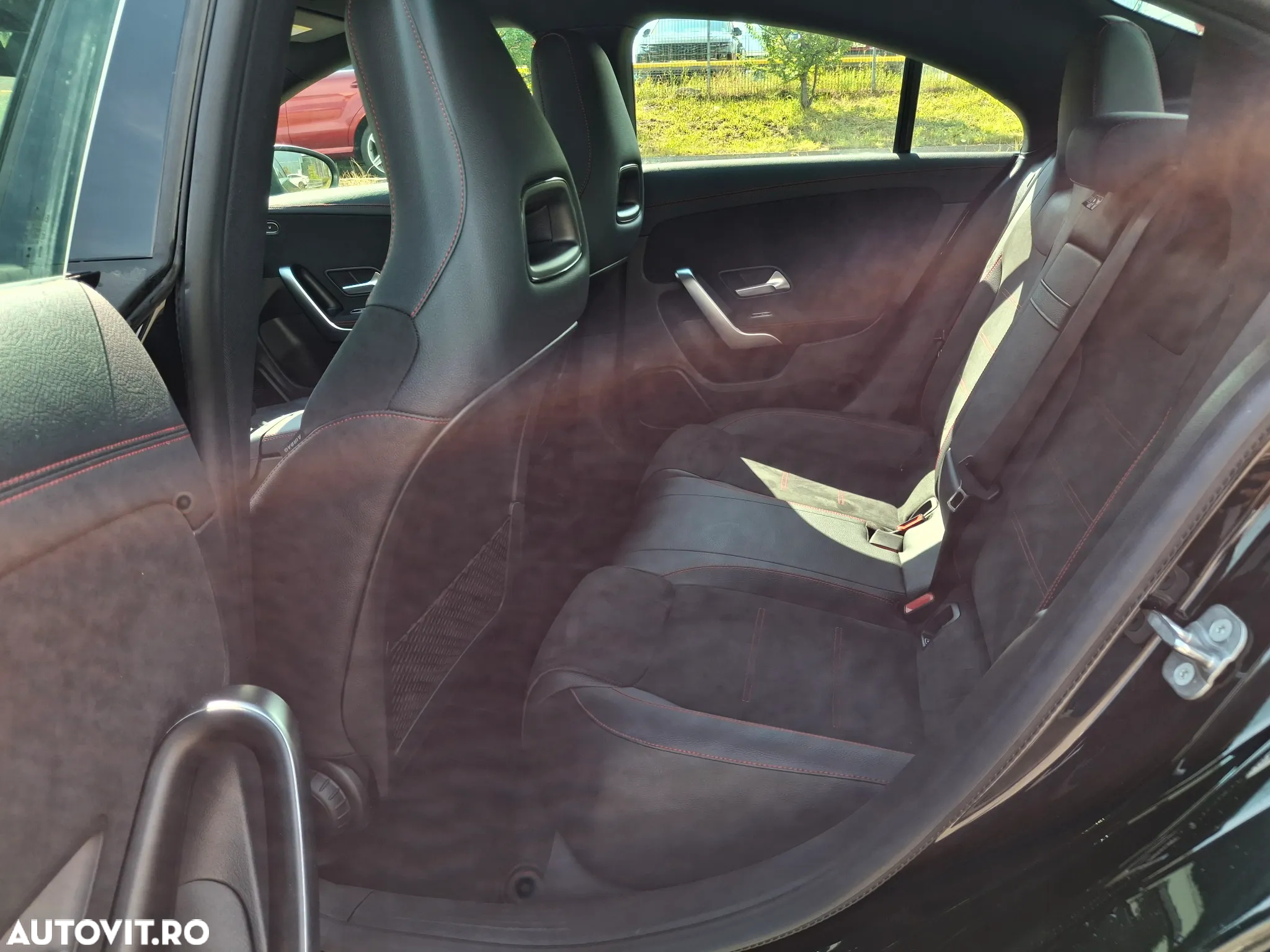 Mercedes-Benz CLA - 11
