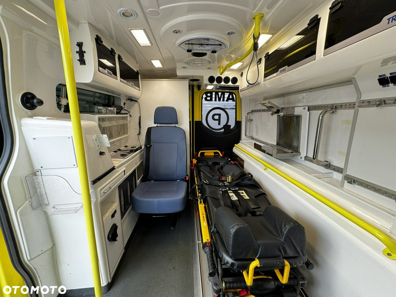 Mercedes-Benz Sprinter - 18