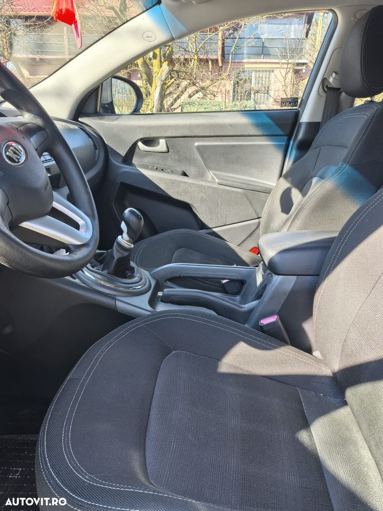 Kia Sportage 1.6 GSL MT 4x2 CLASSIC - 16