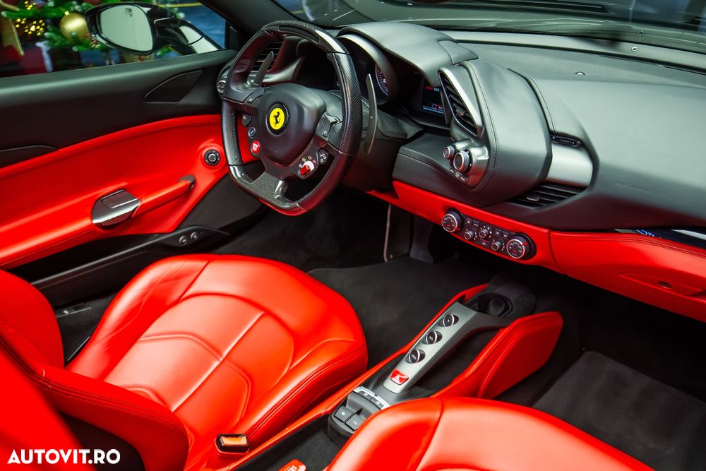 Ferrari 488 Spider - 23