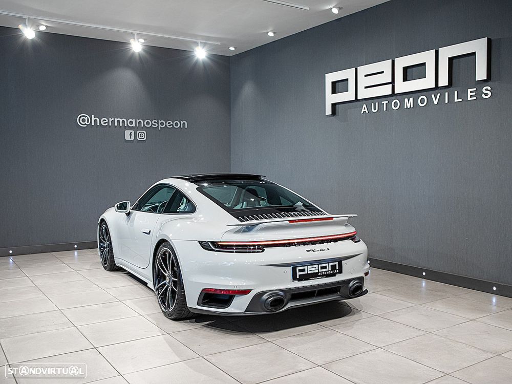 Porsche 911 (992) Turbo S PDK - 17