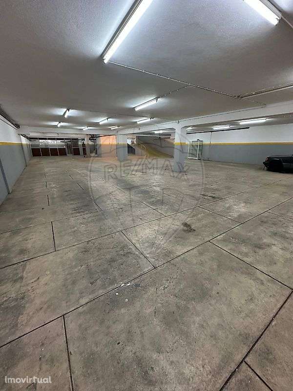 Garagem  para venda - Grande imagem: 2/4