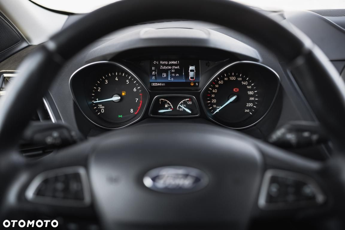 Ford Kuga - 17