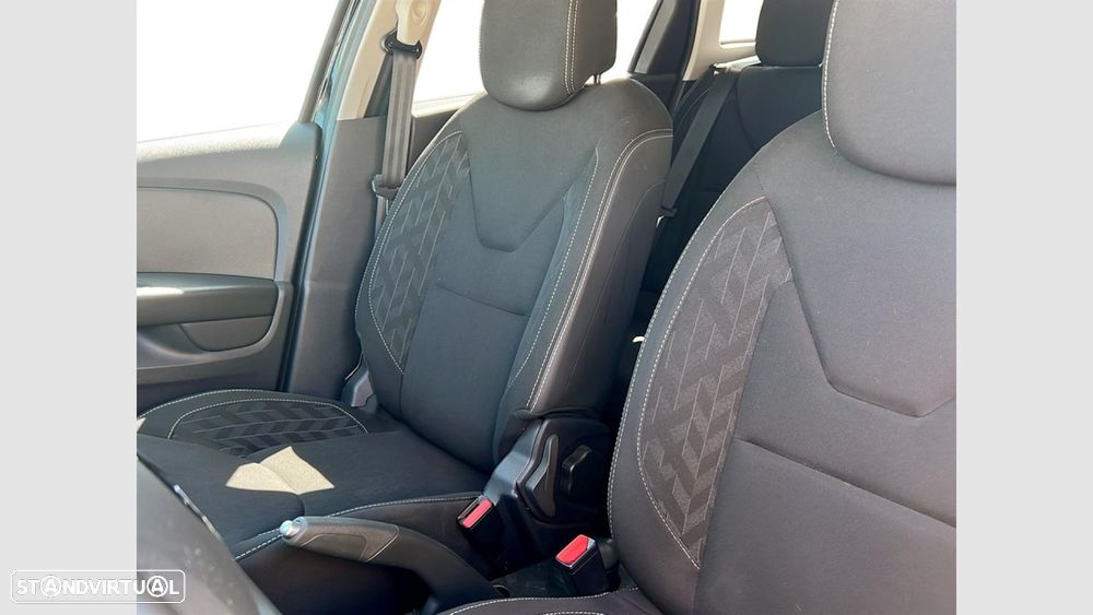 Renault Clio 0.9 TCe Limited - 13