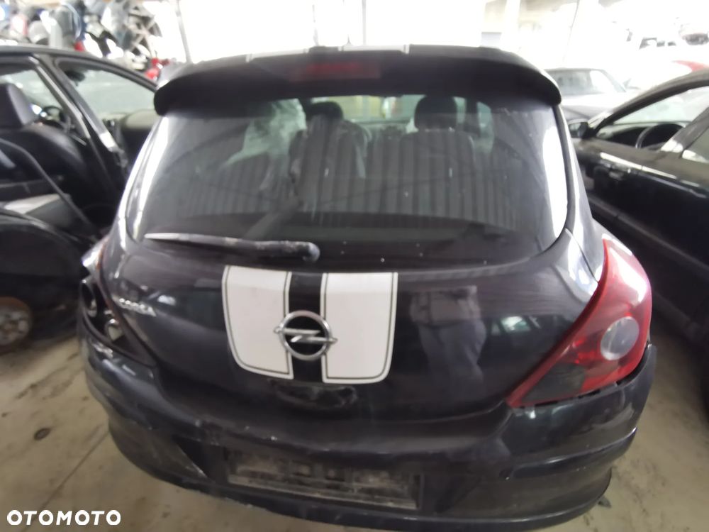 Klapa Opel Corsa D 3D OPC 2011 rok, 1.4 64KW.