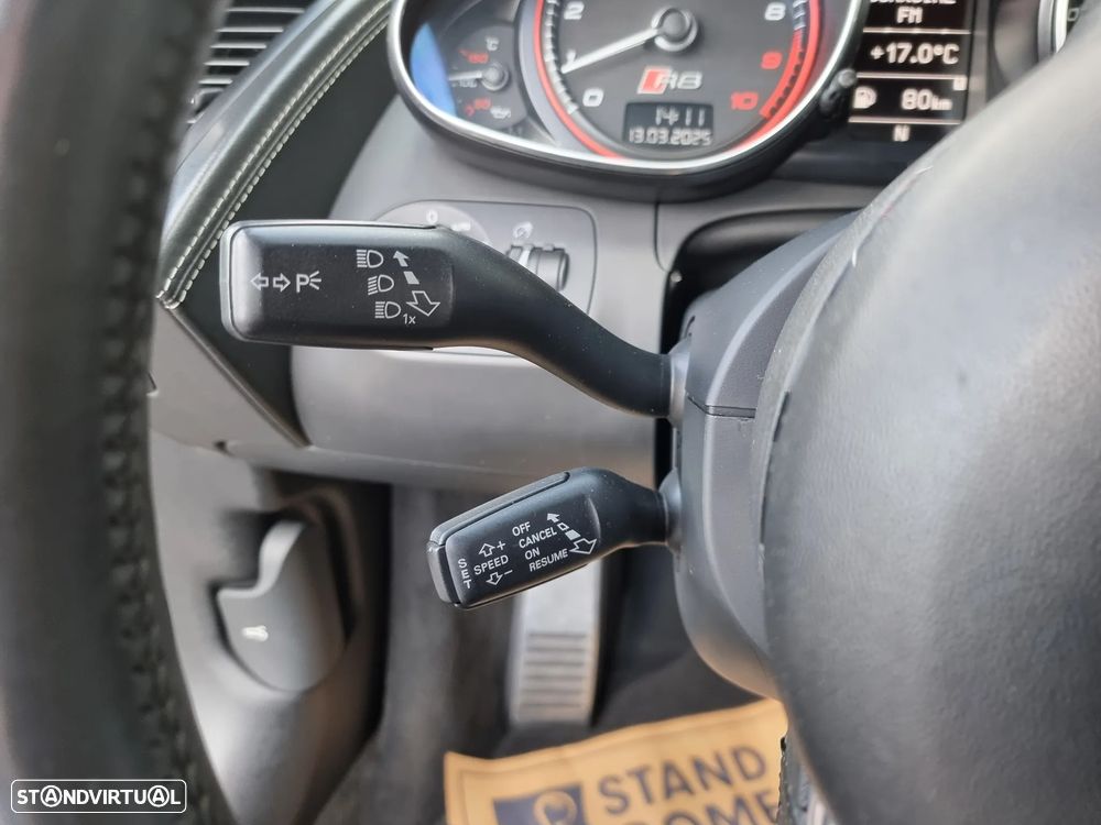 Audi R8 Coupé 4.2 FSI quattro R tronic - 16