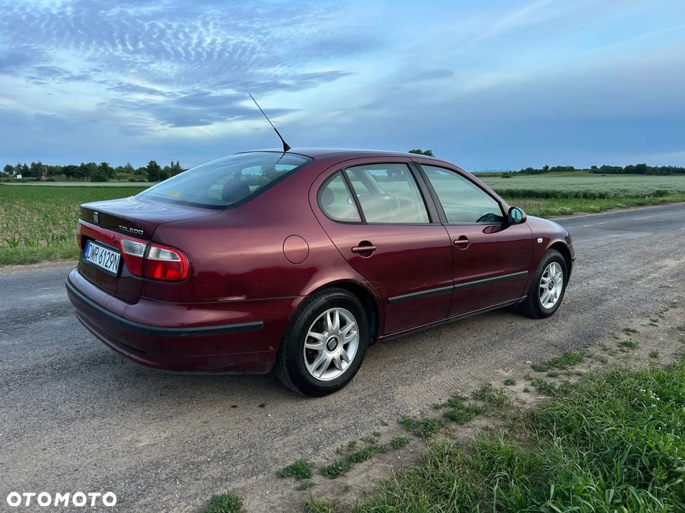Seat Toledo 1.6 Stella - 16