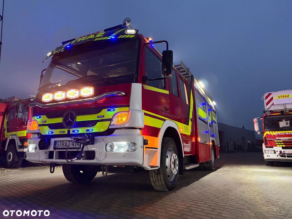 Mercedes-Benz Mercedes Atego GBA Wóz Strażacki Woda+Piana, Wysokie prześwity, Maszt oświetleniowy - 1