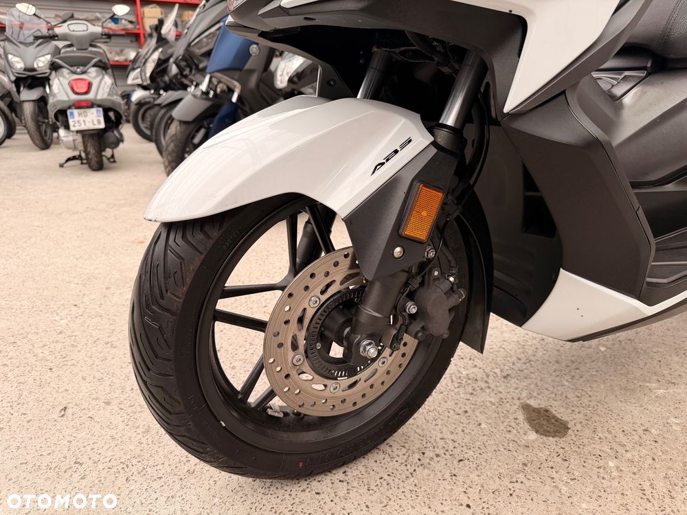 Honda NSS - 18