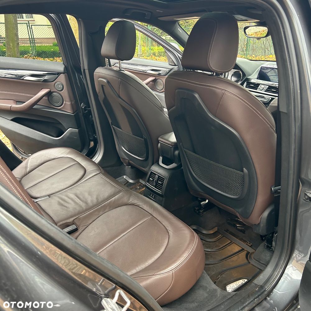 BMW X2 xDrive20i Advantage Plus - 10