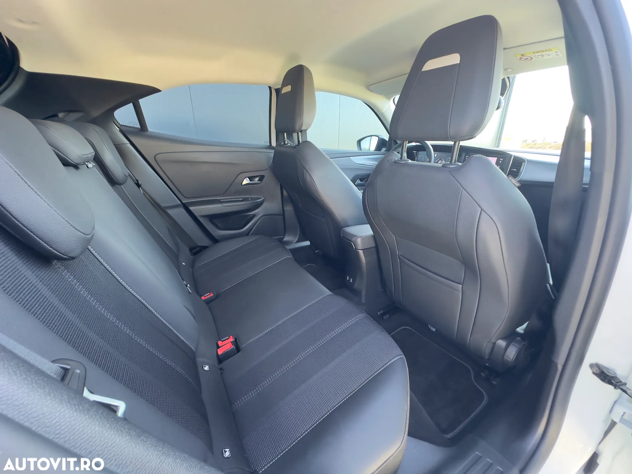Opel Mokka Mokka-e 50 kWh Elegance - 23
