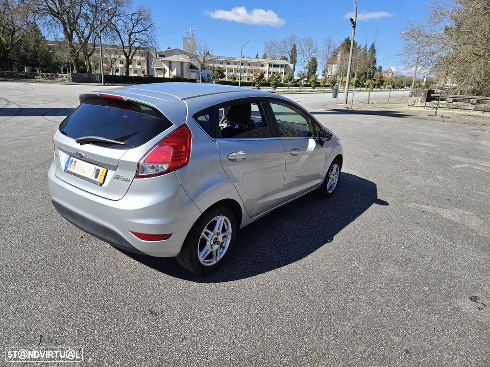 Ford Fiesta 1.0 T EcoBoost Titanium - 11