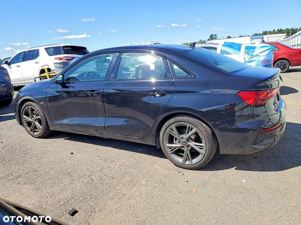 Audi A3 Limousine 40 TFSI Quattro S tronic - 2