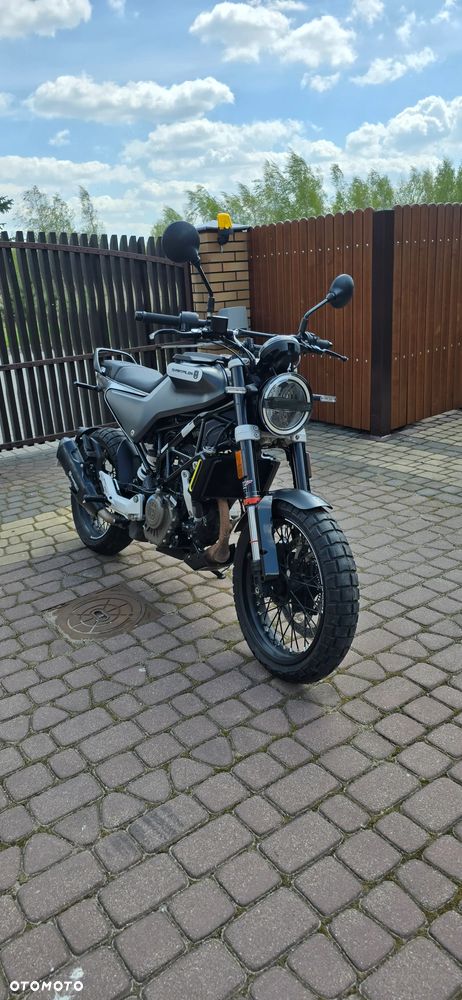 Husqvarna Svartpilen - 1