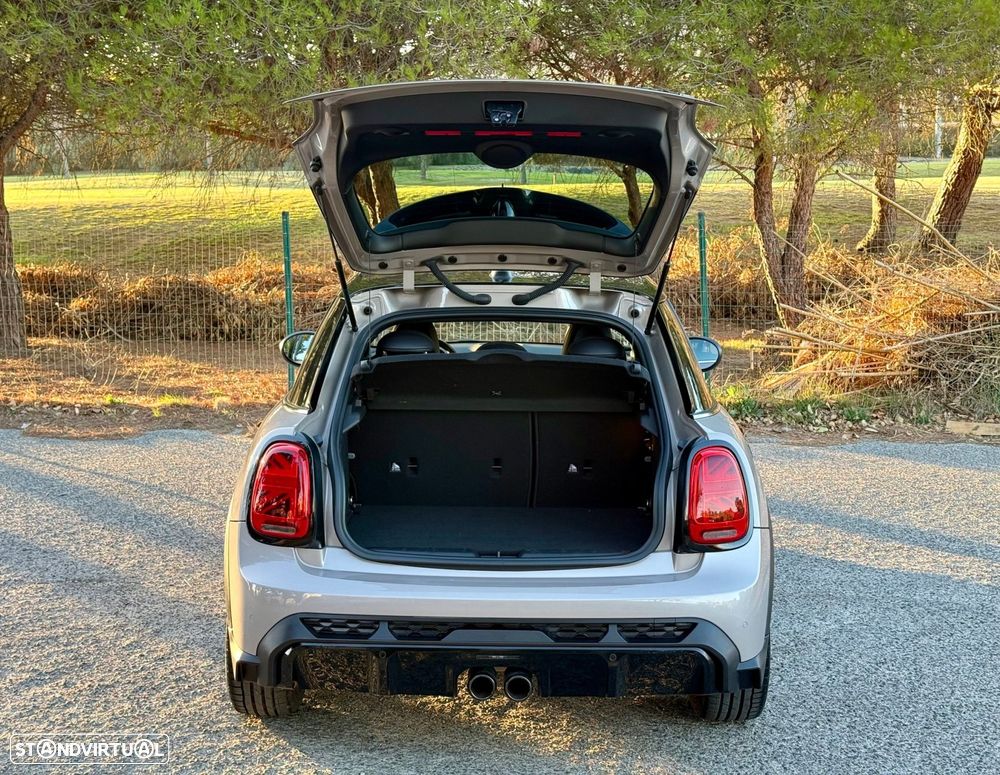 MINI 5 Portas Cooper S Premium JCW Auto - 14