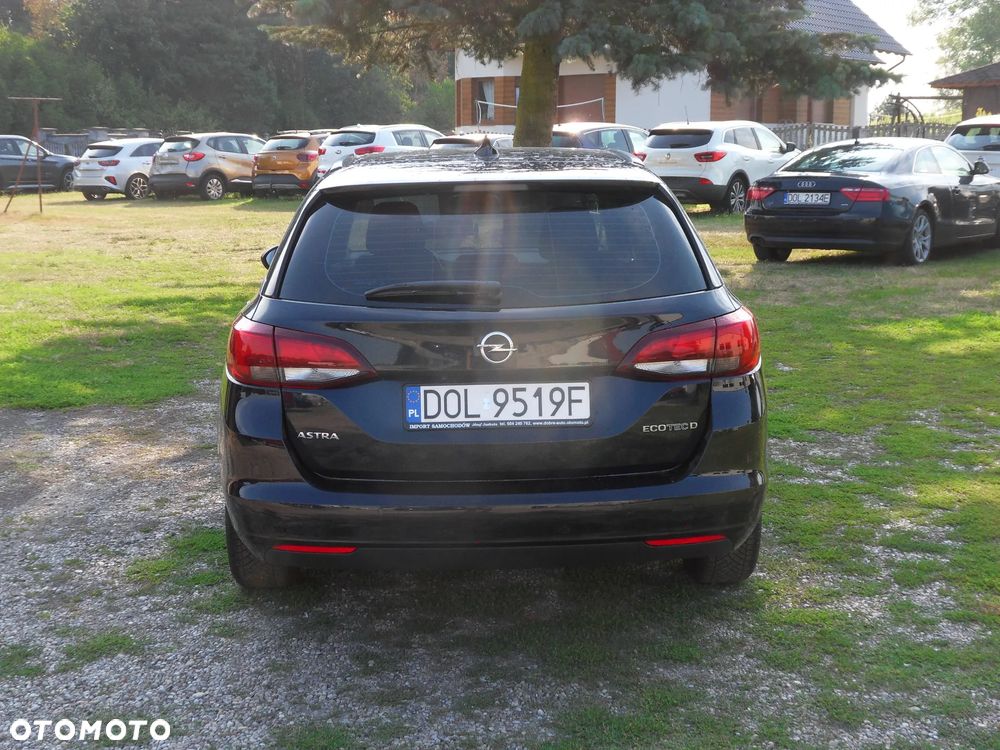 Opel Astra 1.6 D Start/Stop Innovation - 4