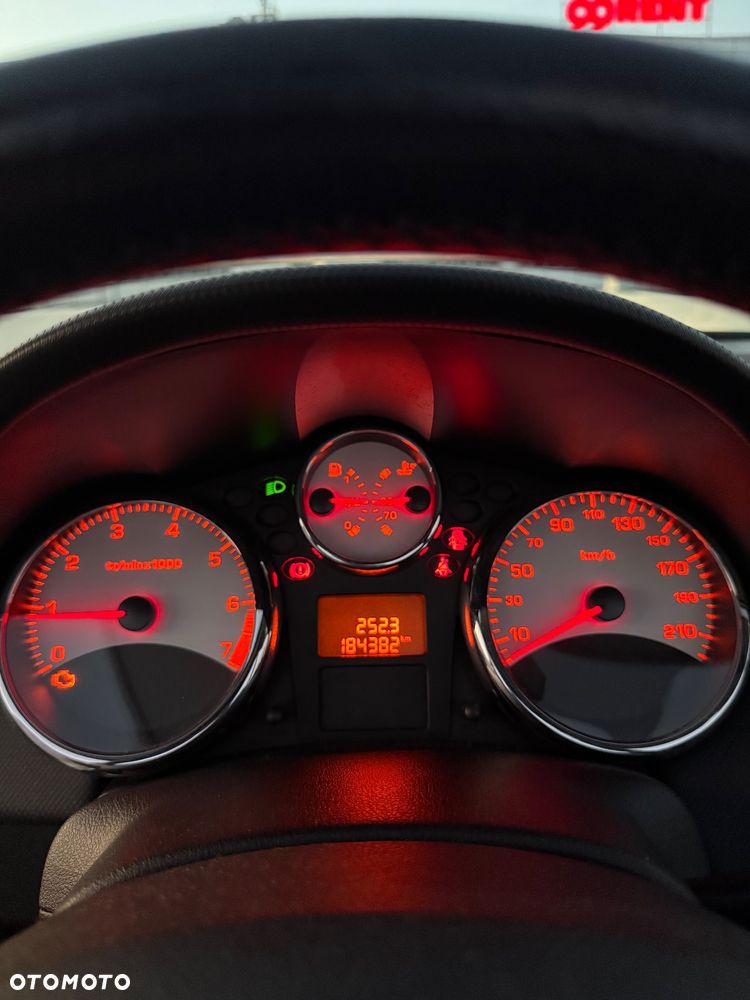 Peugeot 207 CC - 27