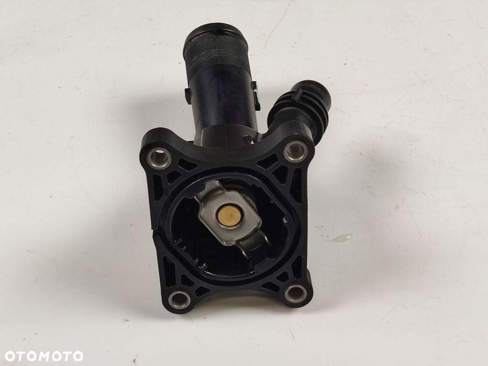 VOLVO XC40 2.0T T4 17-21r Termostat Obudowa Termostatu - 7