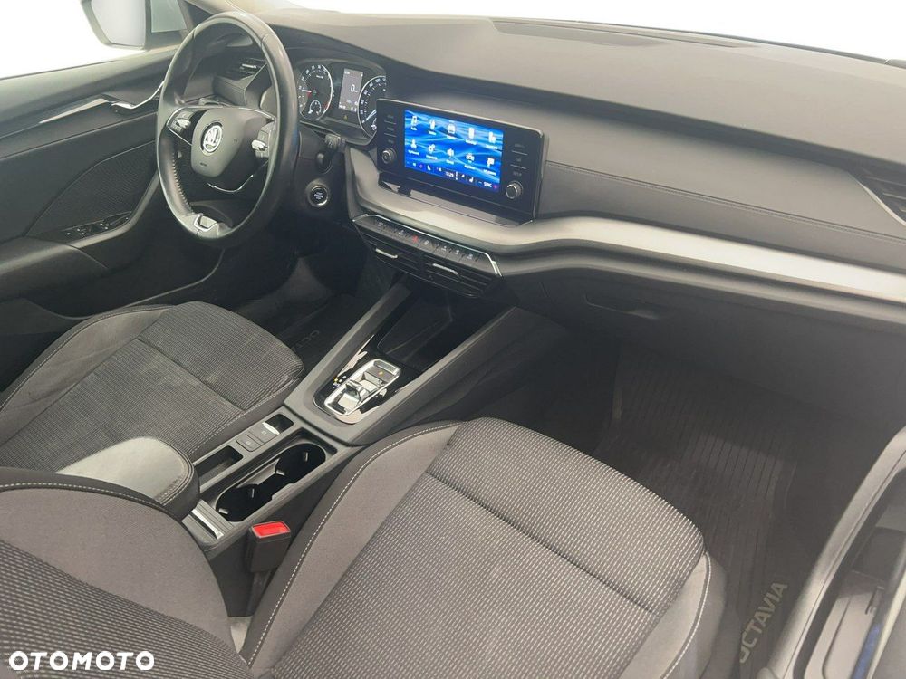 Skoda Octavia 2.0 TDI Ambition DSG - 14