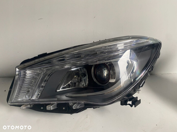 Mercedes CLA W117 lampa Bi xenon skrętna ILS lewa