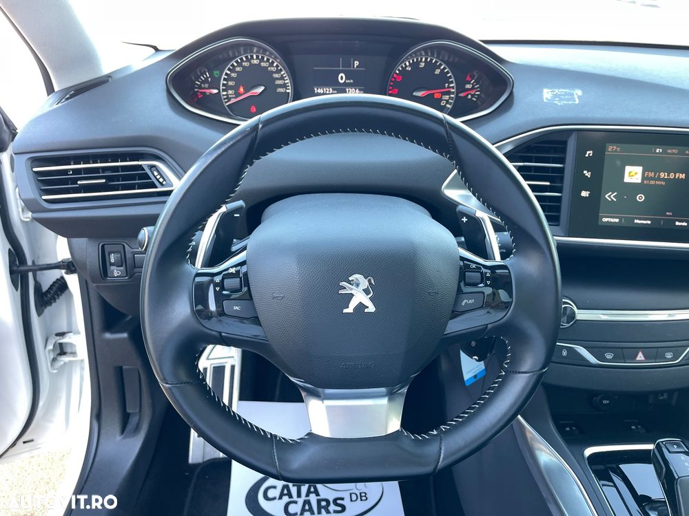 Peugeot 308 BlueHDi FAP 130 EAT6 Stop & Start Allure - 38
