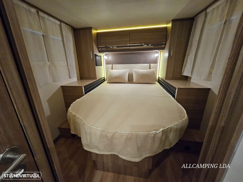 Rapido Le Randonneur 890F DESIGN EDITION CAMA CENTRAL/BASCULANTE - 27