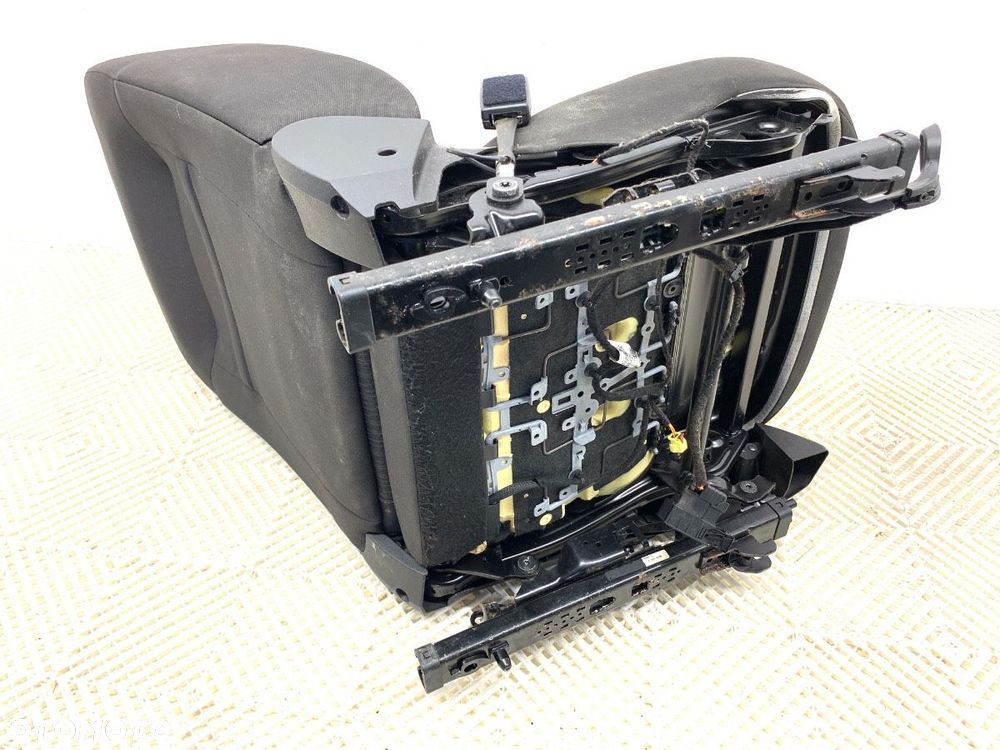 FOTEL LEWY PRZÓD  OPEL ASTRA J (P10) 2009 - 2015 1.4 Turbo (68) 103 kW [140 KM] benzyna 2009 - 2015 - 7