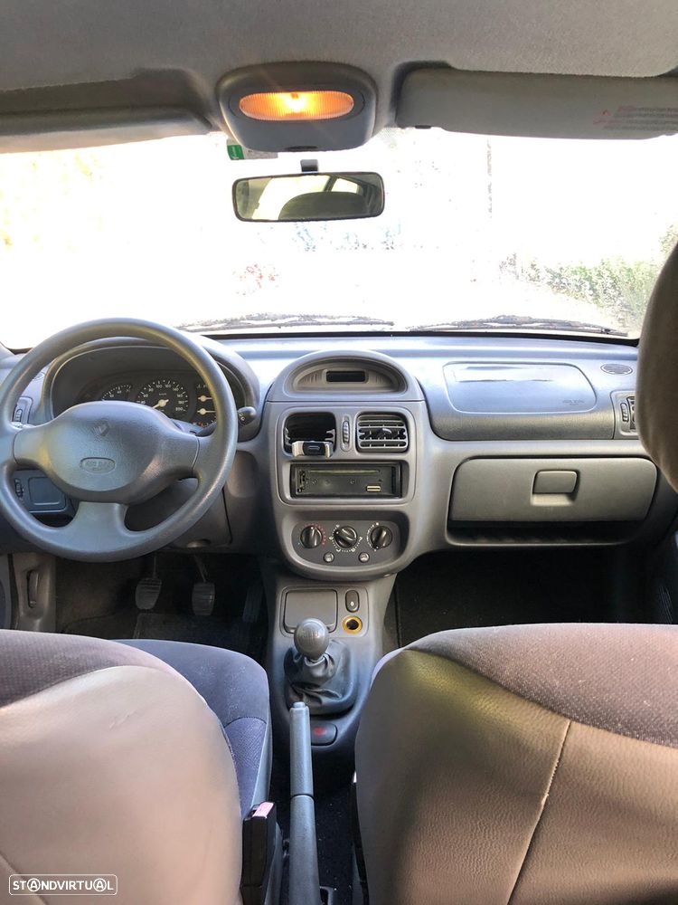 Renault Clio 1.2 - 5