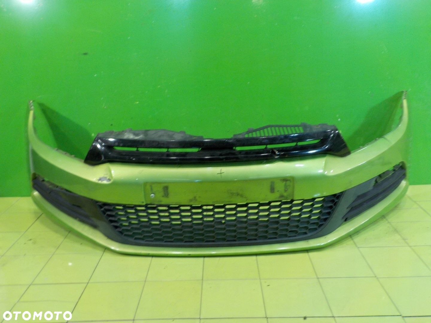 VW SCIROCCO 11r HB 3D zderzak przod - 1