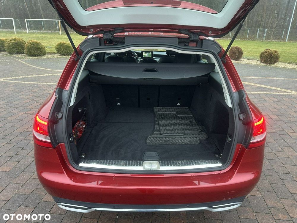 Mercedes-Benz Klasa C - 12