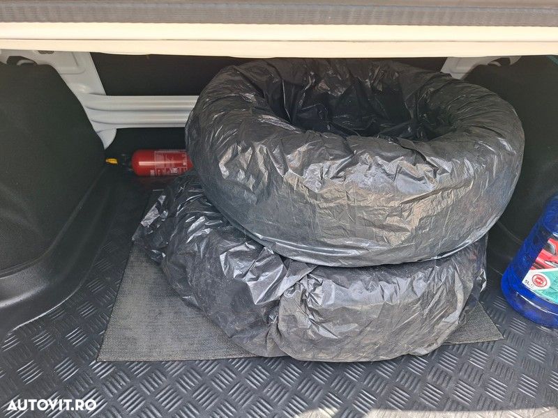Dacia Logan 1.2 Ambiance - 12