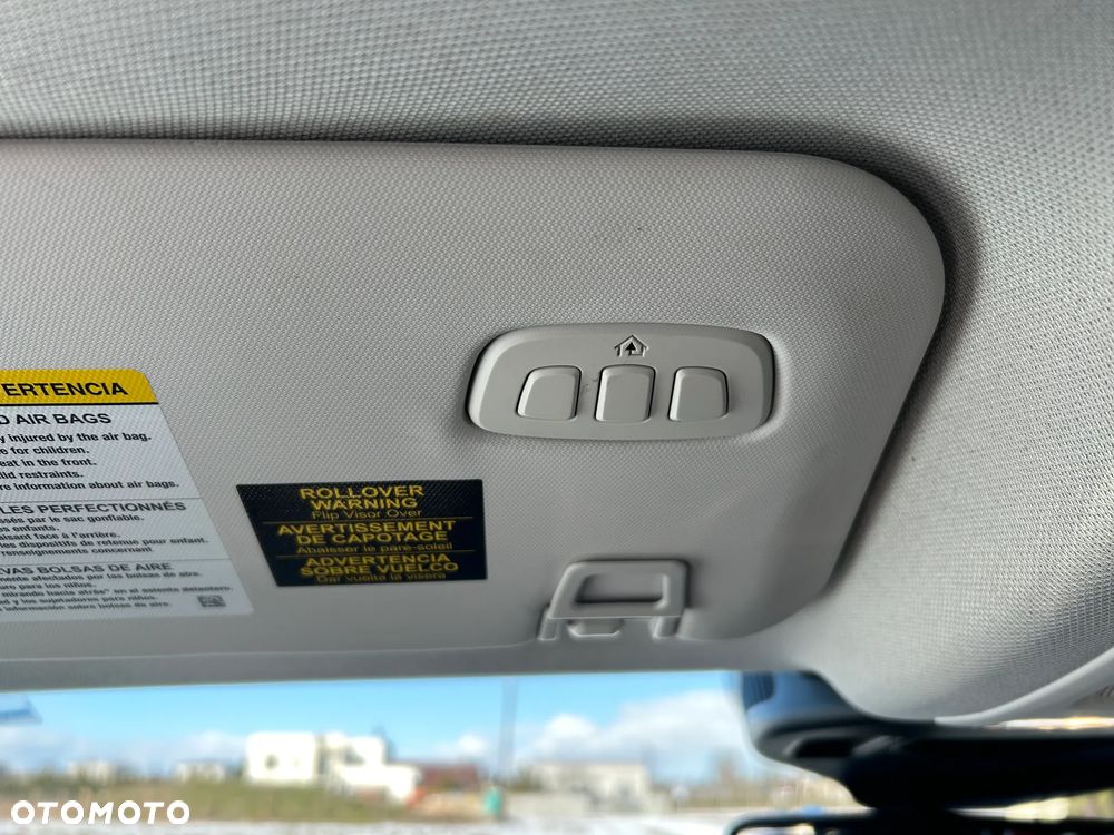 Ford Kuga 2.5 FHEV AWD Titanium - 23