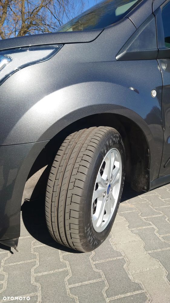 Ford Transit Connect - 14