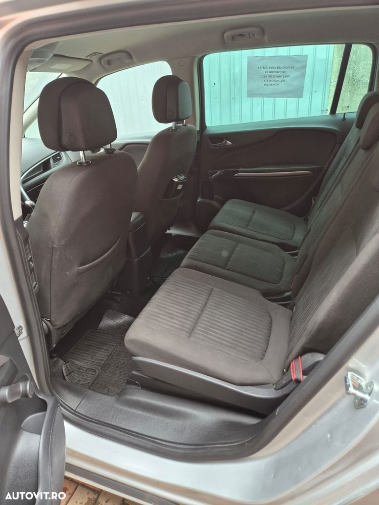 Opel Zafira - 6