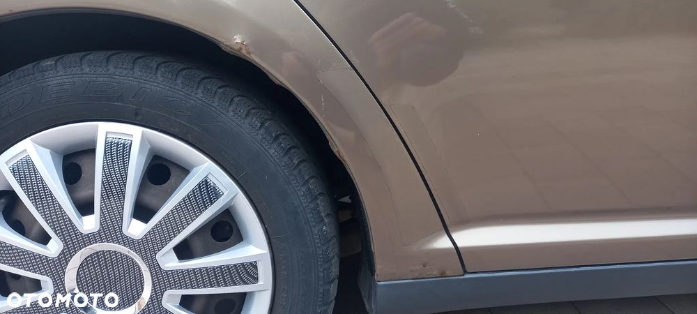 Toyota Avensis 1.8 VVT-i Luna - 12