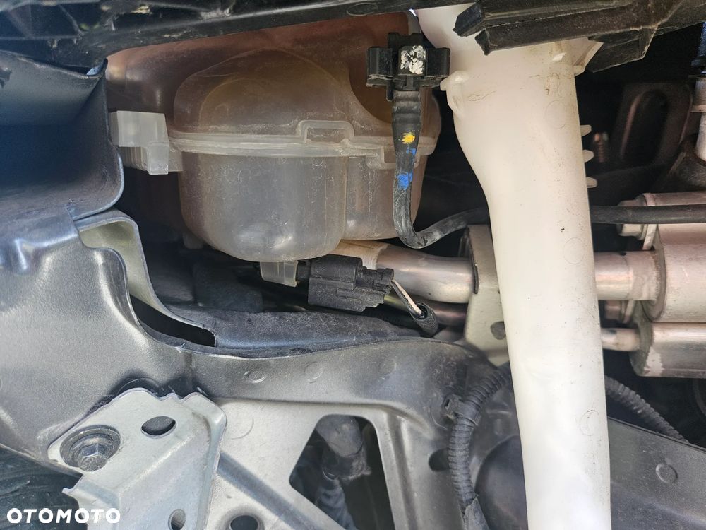 Volvo V40 T2 - 9