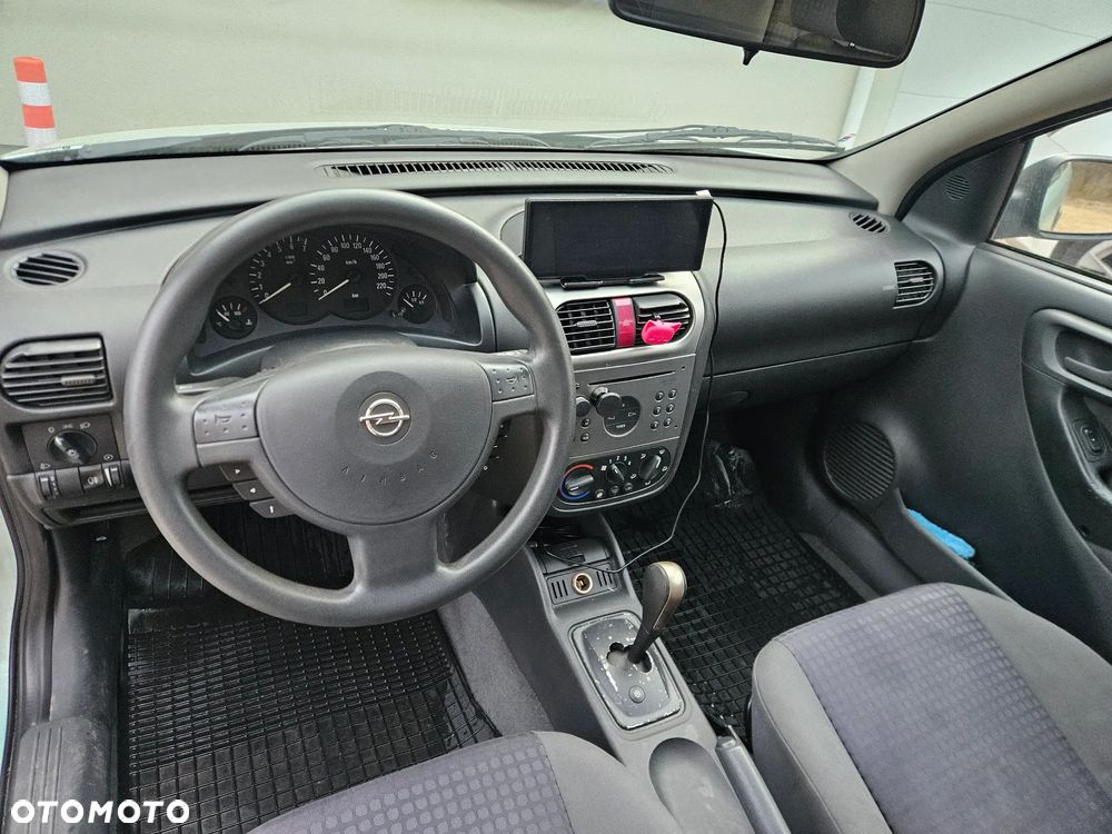 Opel Corsa 1.2 16V Comfort Easytronic - 11