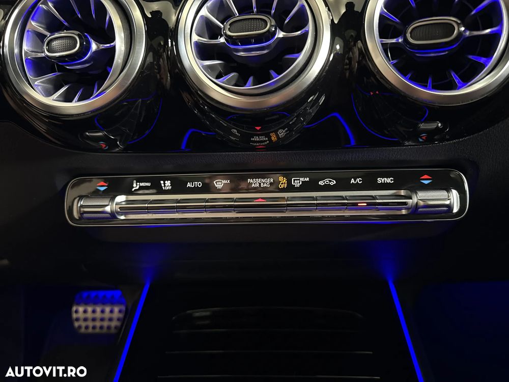 Mercedes-Benz GLA - 19