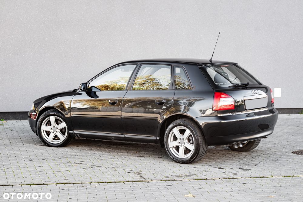 Audi A3 Sportback - 14