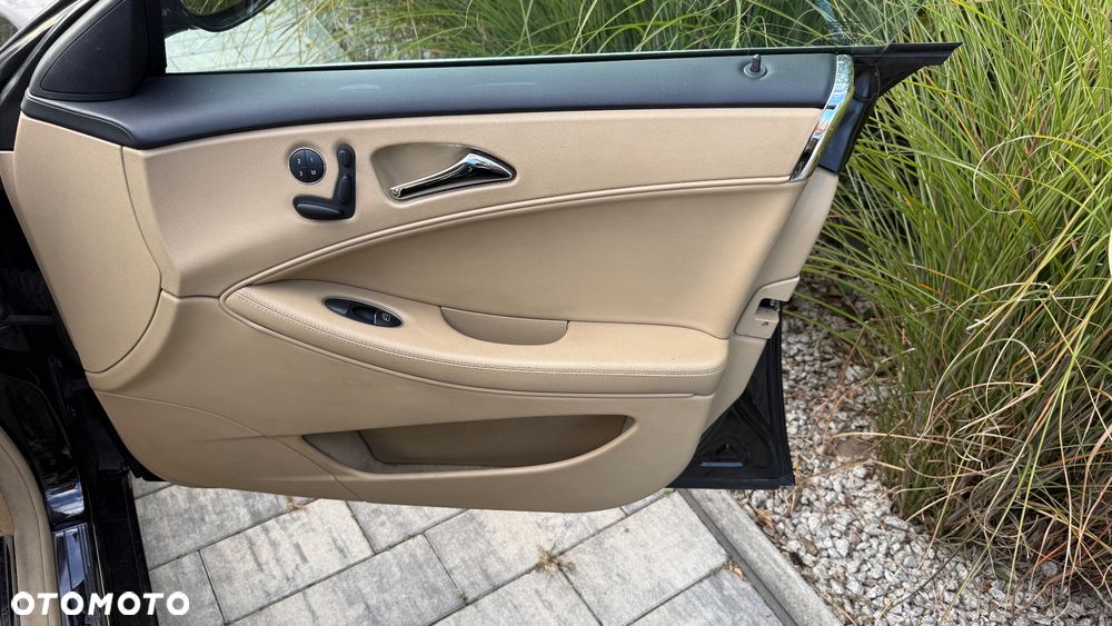 Mercedes-Benz CLS 350 CGI - 16