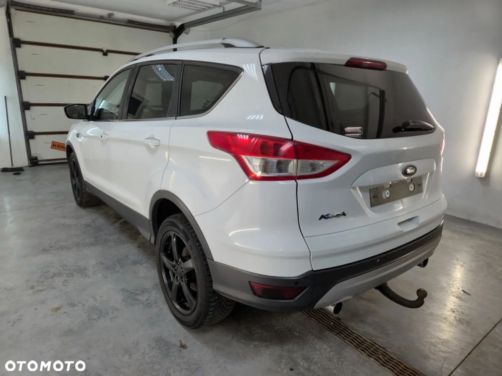 Ford Kuga 2.0 TDCi 4x4 Titanium - 2