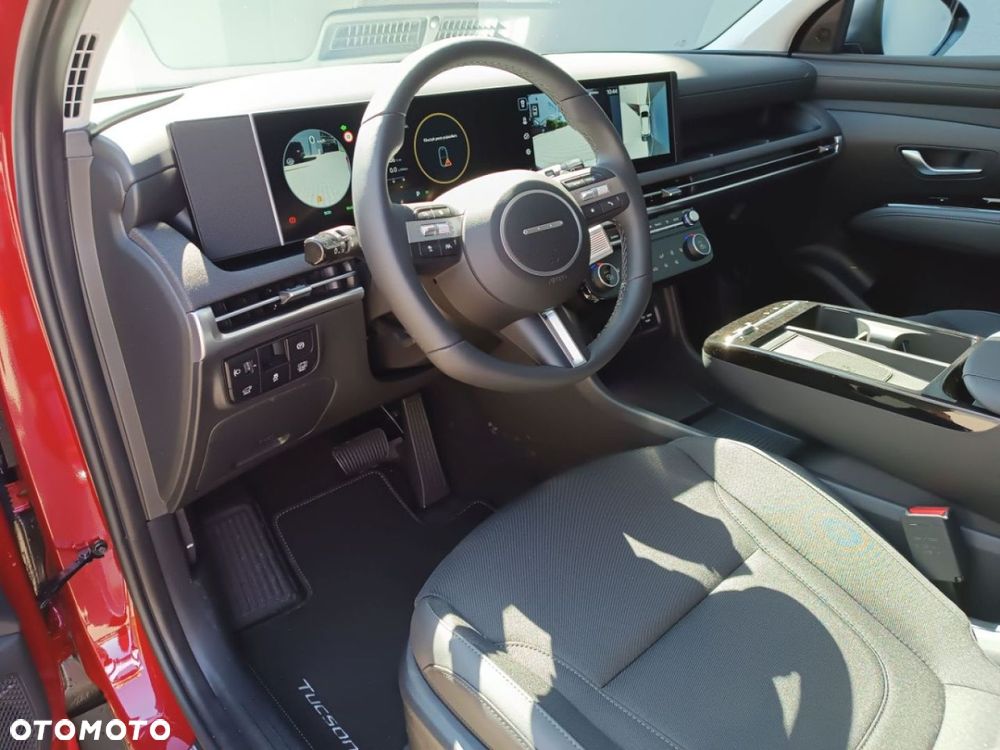 Hyundai Tucson 1.6 T-GDi HEV Executive 4WD - 17