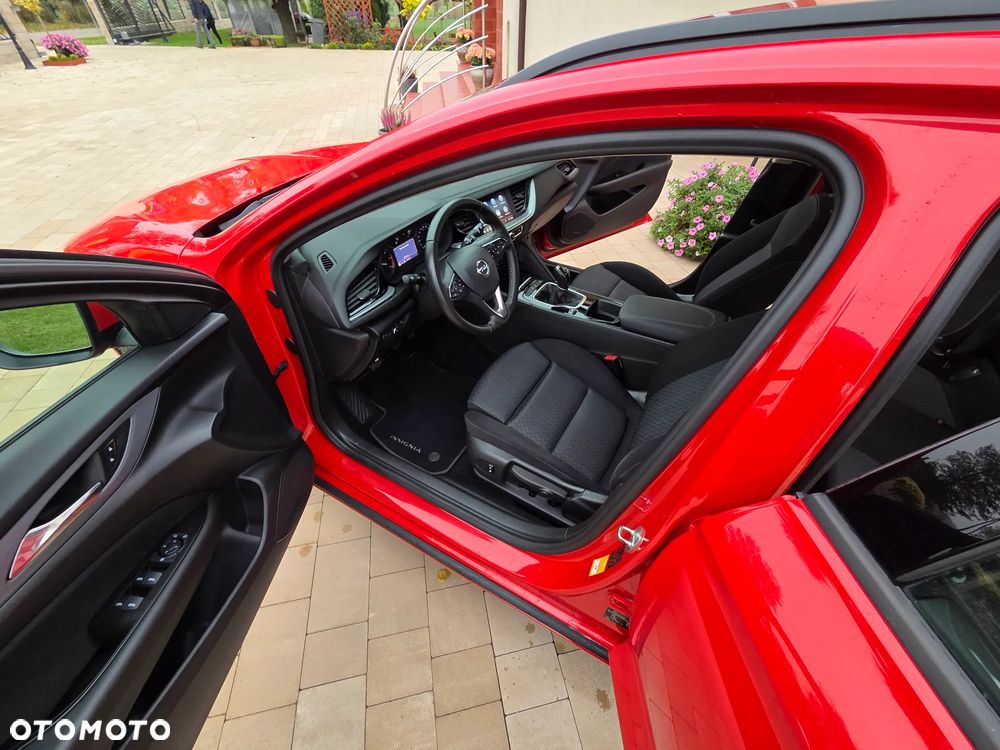 Opel Insignia - 12