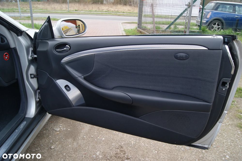 Mercedes-Benz CLK 240 Avantgarde - 35