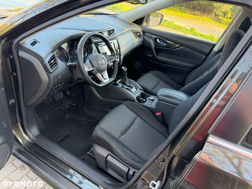 Nissan X-Trail 2.0 dCi ALL-MODE 4x4i Xtronic Tekna - 6