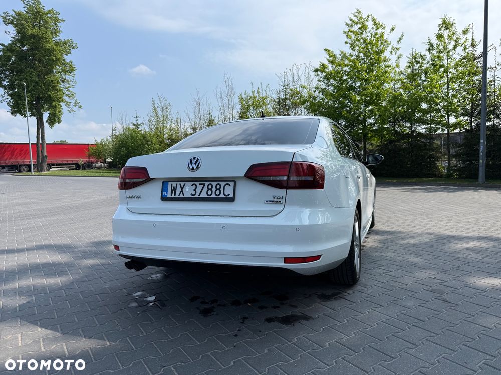 Volkswagen Jetta 2.0 TDI DPF BMT Comfortline - 3