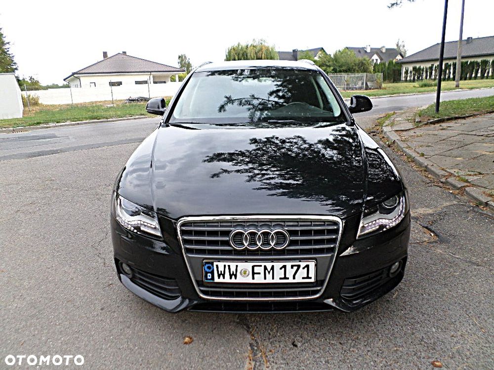 Audi A4 Avant 2.0 TDI - 26