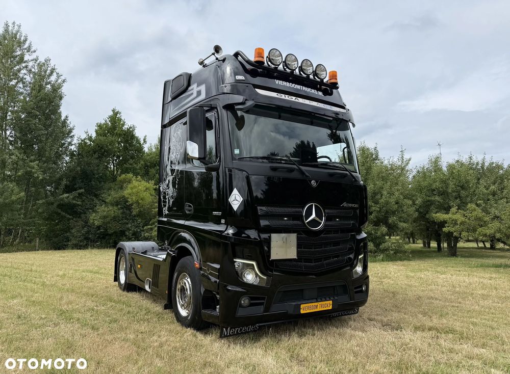 Mercedes-Benz Actros 1953 - 1